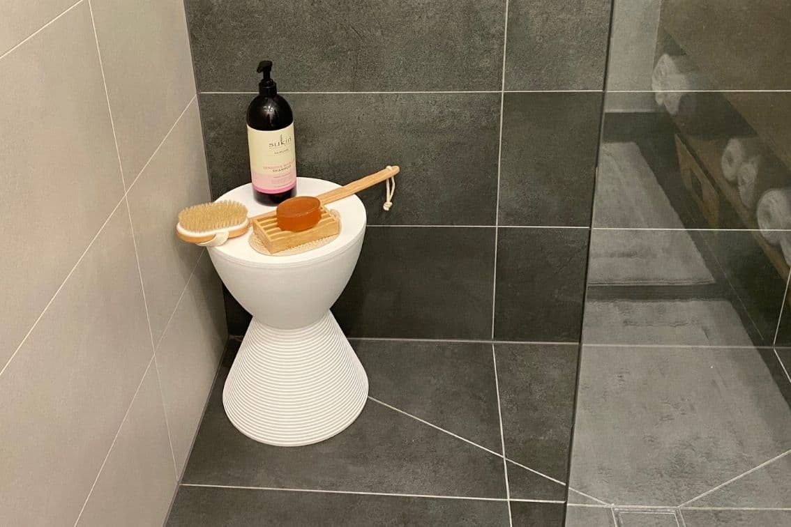 prince-aha-hourglass-stool-for-the-bathroom